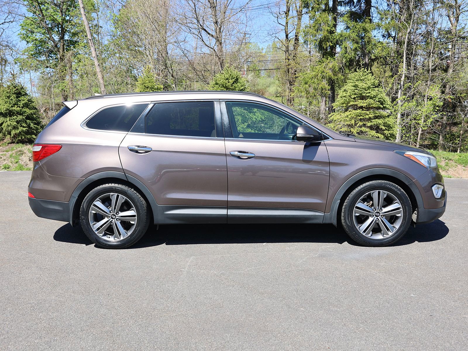 Used 2015 Hyundai Santa Fe GLS w/ Option Group 03 AWD/4WD image 7