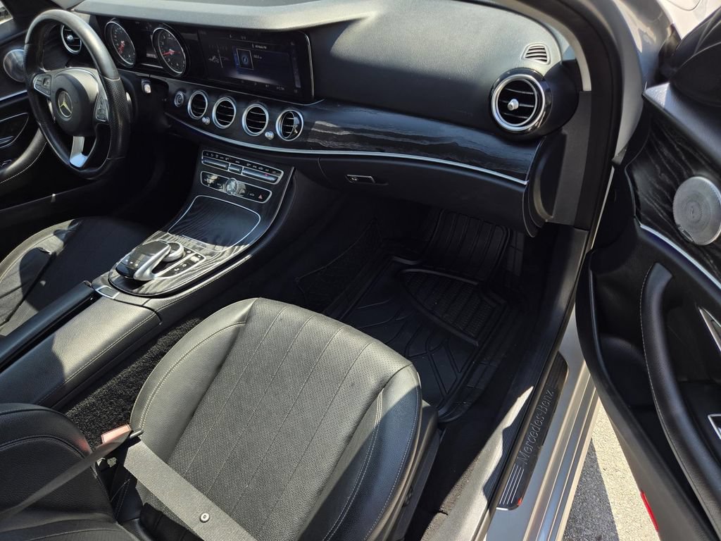 Used 2018 Mercedes-Benz E 300 image 7
