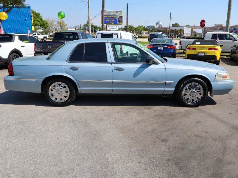 Used 2008 Mercury Grand Marquis GS image 6