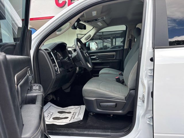 Used 2018 RAM 2500 Laramie w/ Sport Appearance Group AWD/4WD image 13