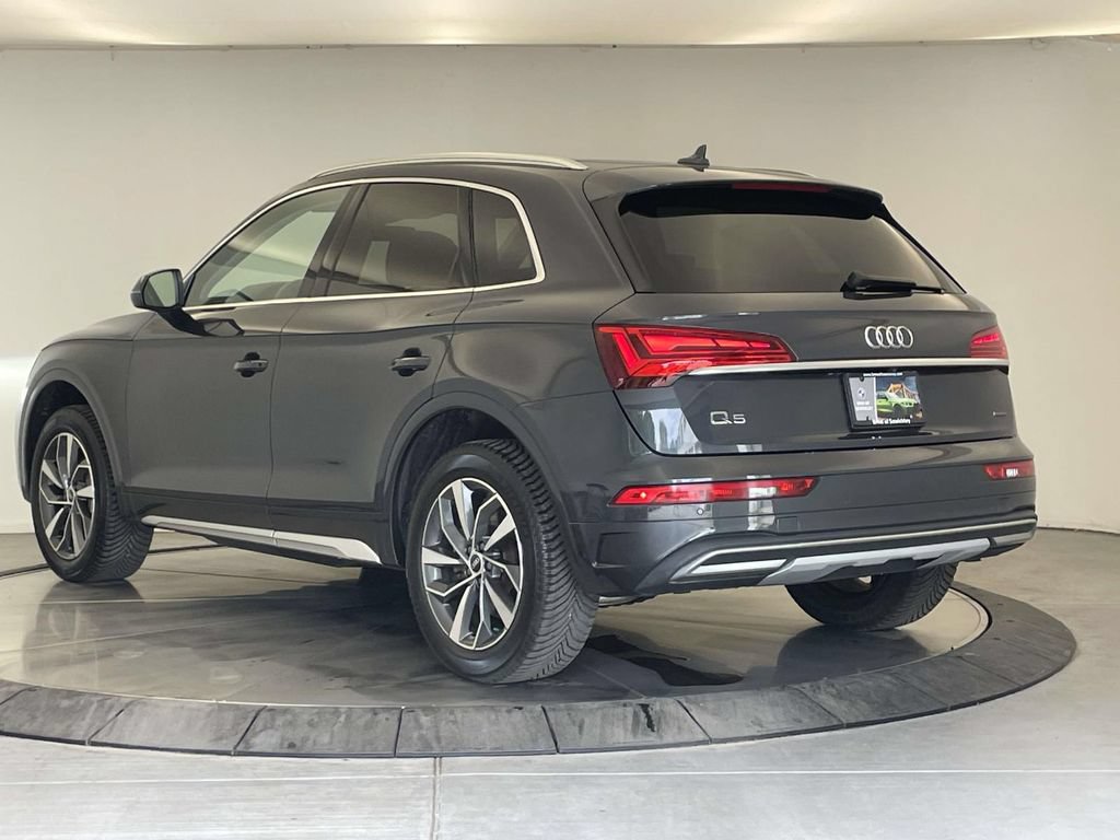 Used 2021 Audi Q5 2.0T Premium Plus w/ Premium Plus Package AWD/4WD image 3