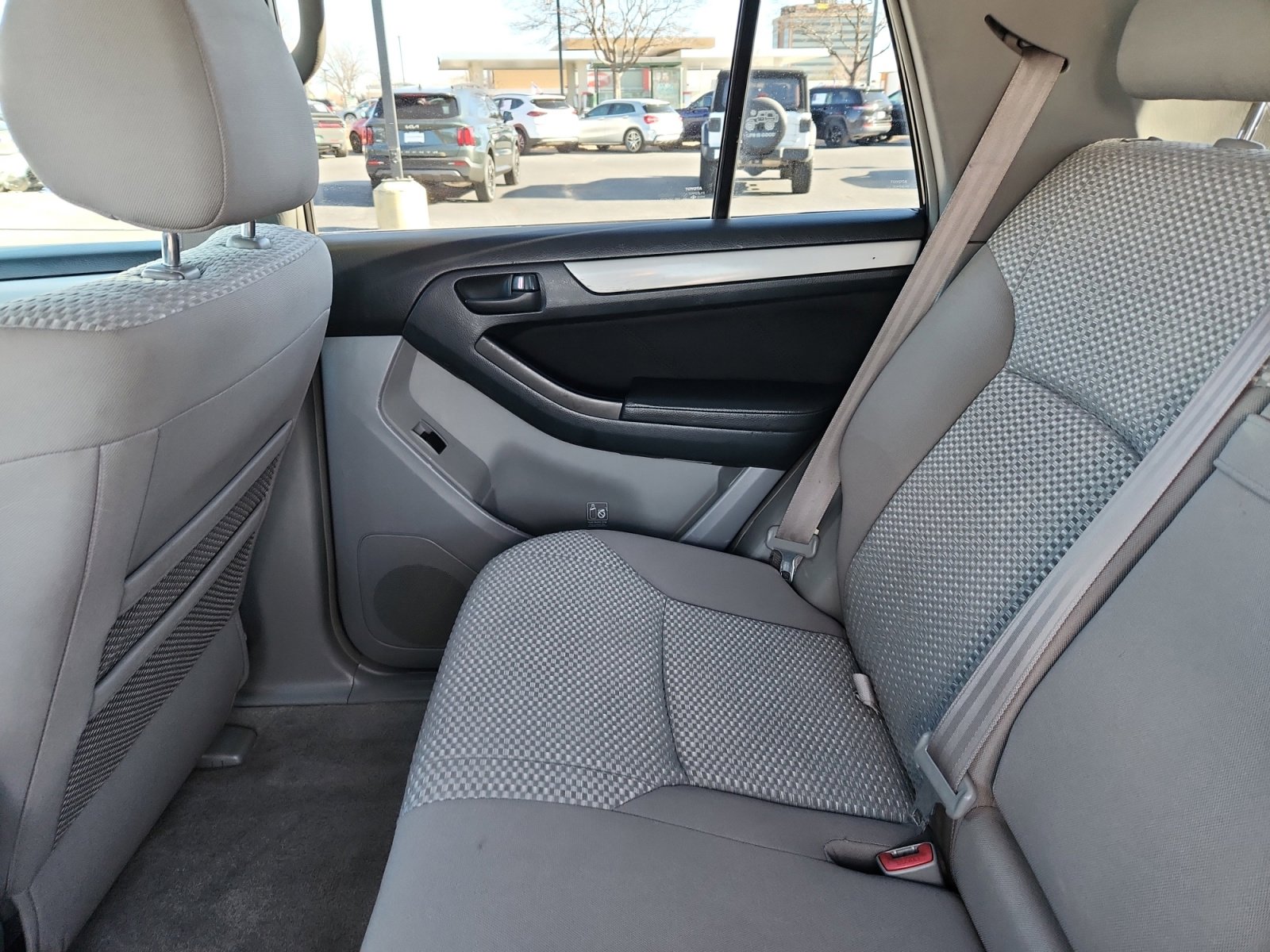 Used 2006 Toyota 4Runner SR5 image 17