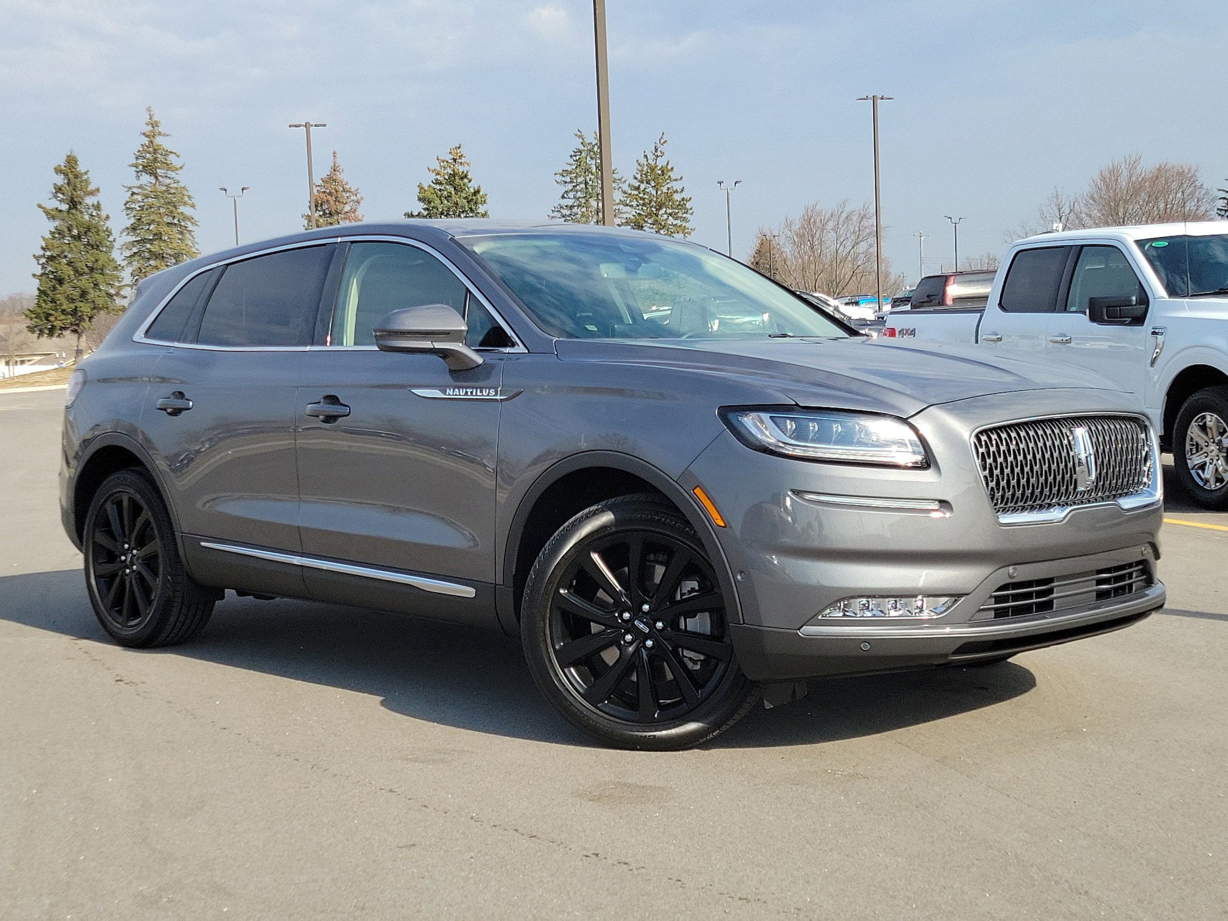 Used 2023 Lincoln Nautilus Reserve w/ Equipment Group 202A image 34
