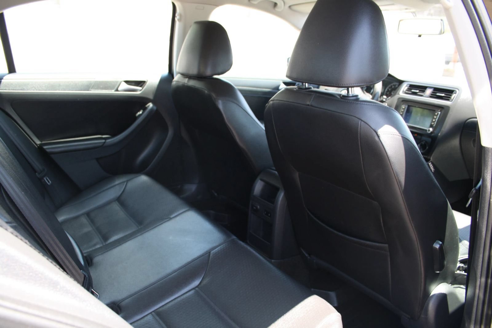 Used 2014 Volkswagen Jetta SE FWD image 15