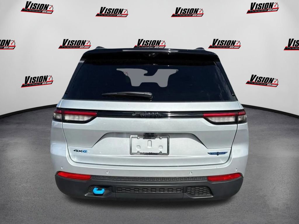 Used 2024 Jeep Grand Cherokee Trailhawk w/ Advanced Protech Group II image 6