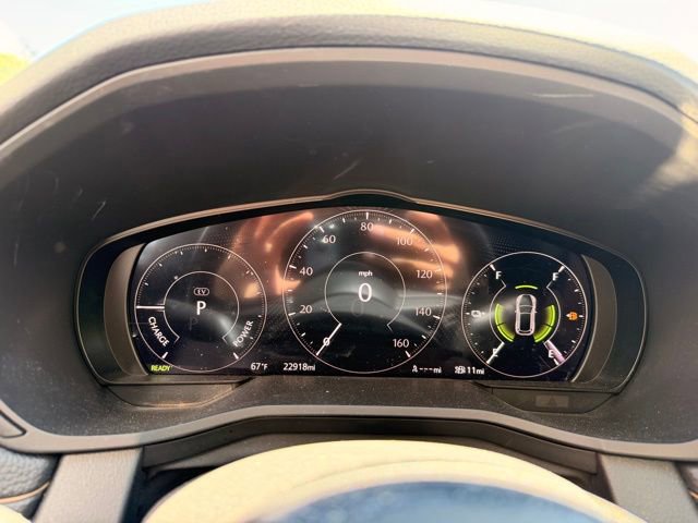 Used 2024 MAZDA CX-90 Plug-In Hybrid w/ Preferred AWD/4WD image 17