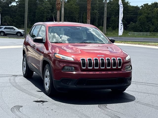 Used 2015 Jeep Cherokee Sport FWD image 3