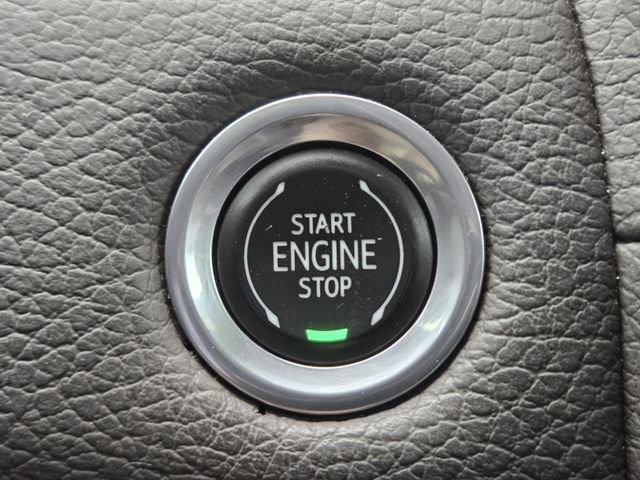 Used 2021 GMC Yukon Denali w/ Advanced Technology Package RWD image 20