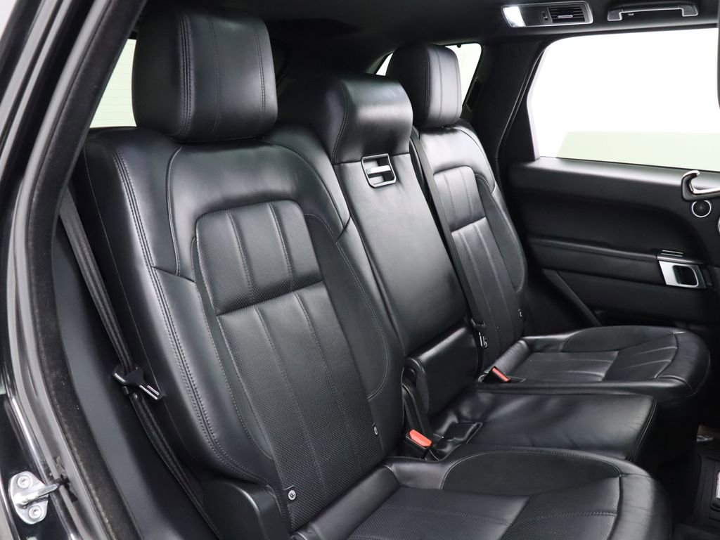 Used 2019 Land Rover Range Rover Sport HST image 34