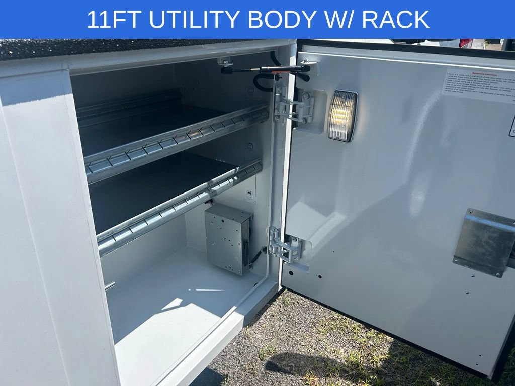 New 2026 Ford F550 4x4 Crew Cab image 8