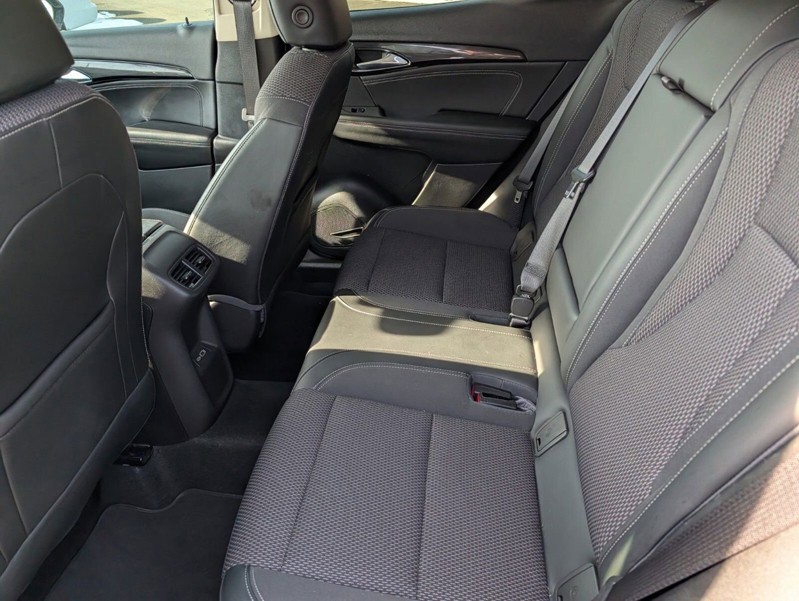 Used 2021 Buick Envision Preferred image 21