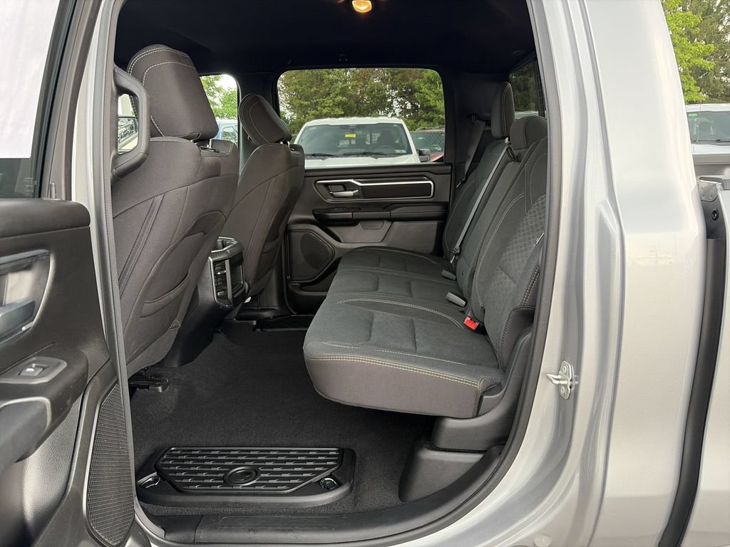 Used 2025 RAM 1500 Big Horn AWD/4WD image 24