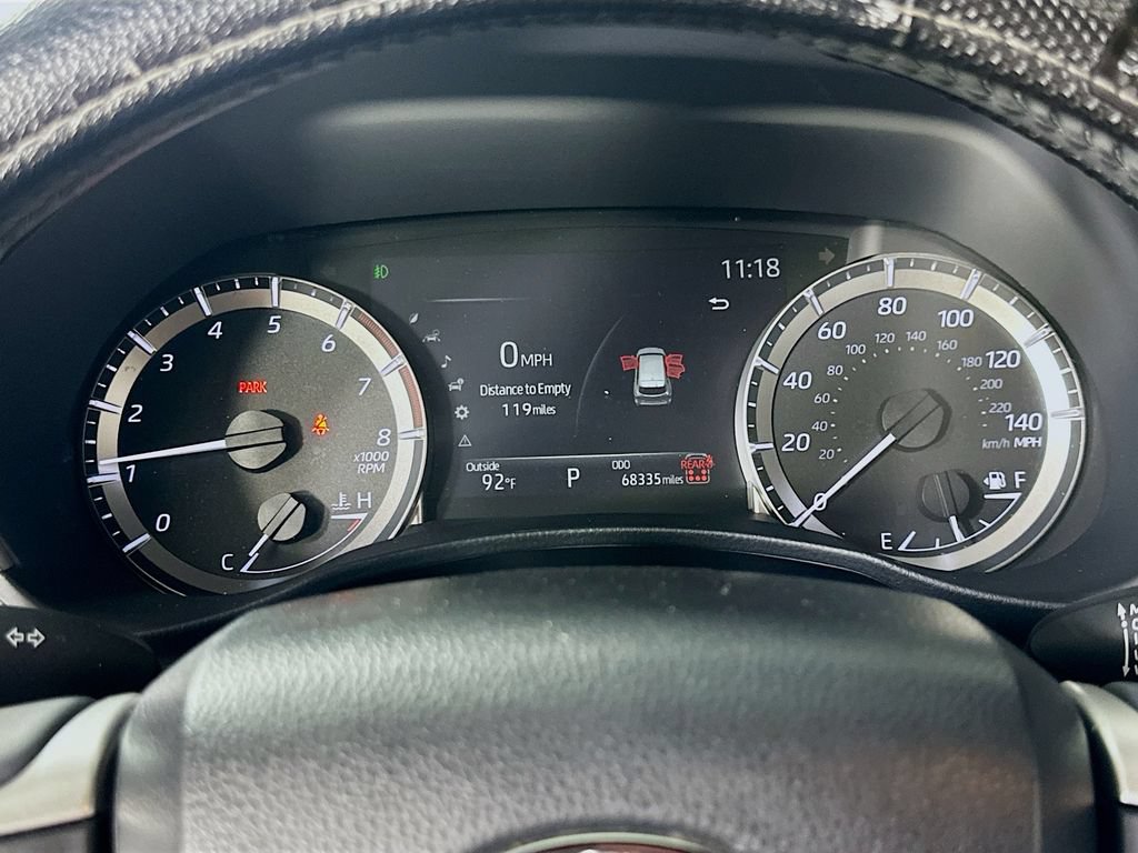 Used 2024 Toyota Highlander XSE FWD image 25