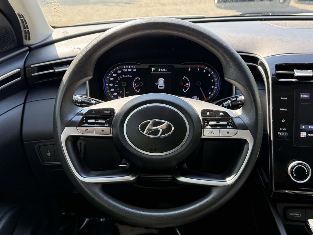 Used 2023 Hyundai Tucson SEL AWD/4WD image 18