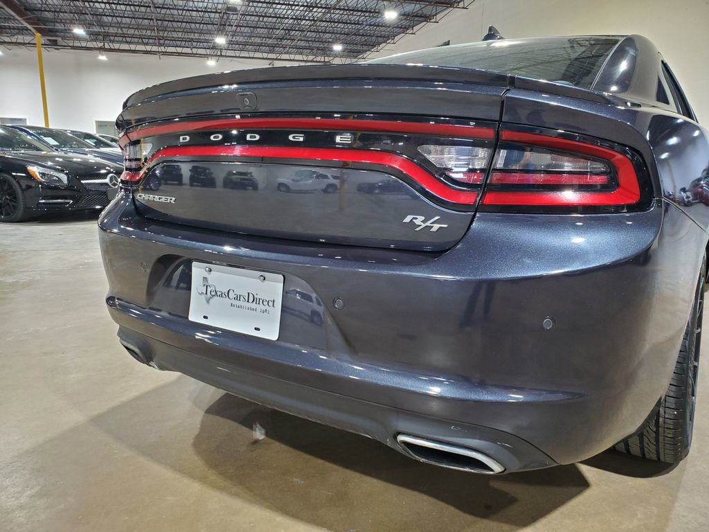 Used 2018 Dodge Charger R/T w/ Navigation & Travel Group image 44