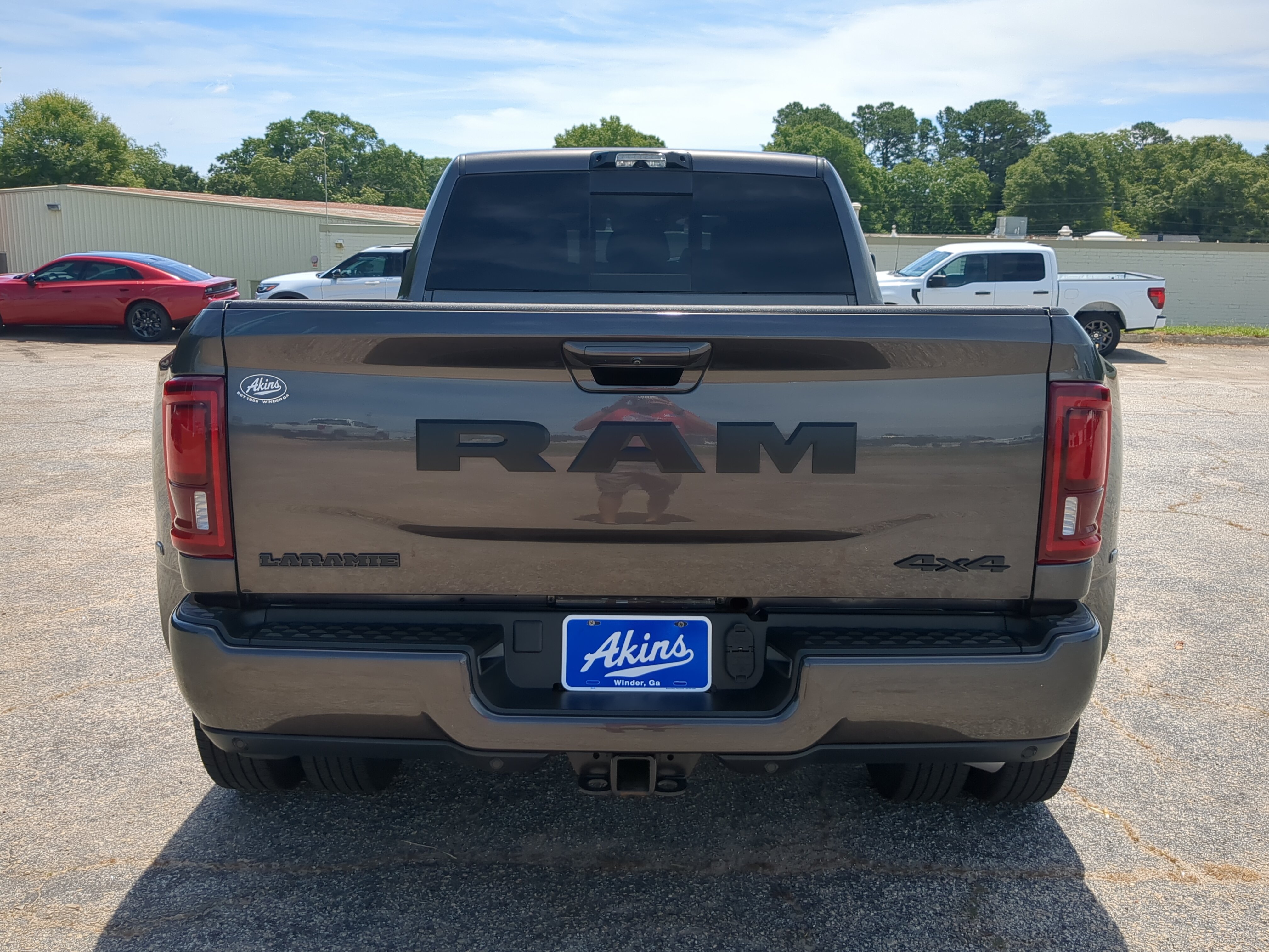 Certified 2025 RAM 3500 Laramie w/ Night Edition AWD/4WD image 4