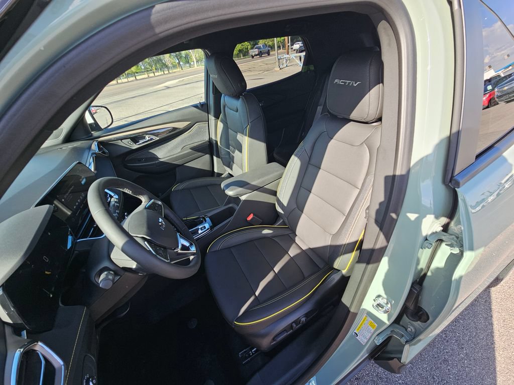 New 2026 Chevrolet TrailBlazer ACTIV w/ Convenience Package FWD image 9