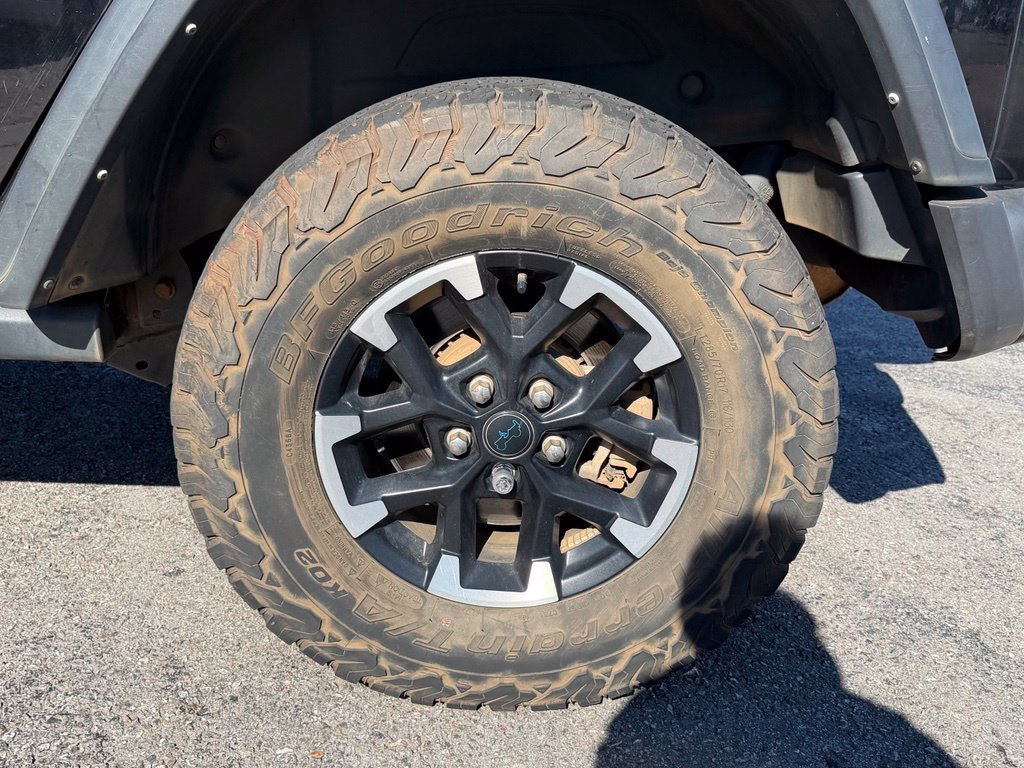 Used 2024 Jeep Wrangler Unlimited Rubicon 4xe AWD/4WD image 3