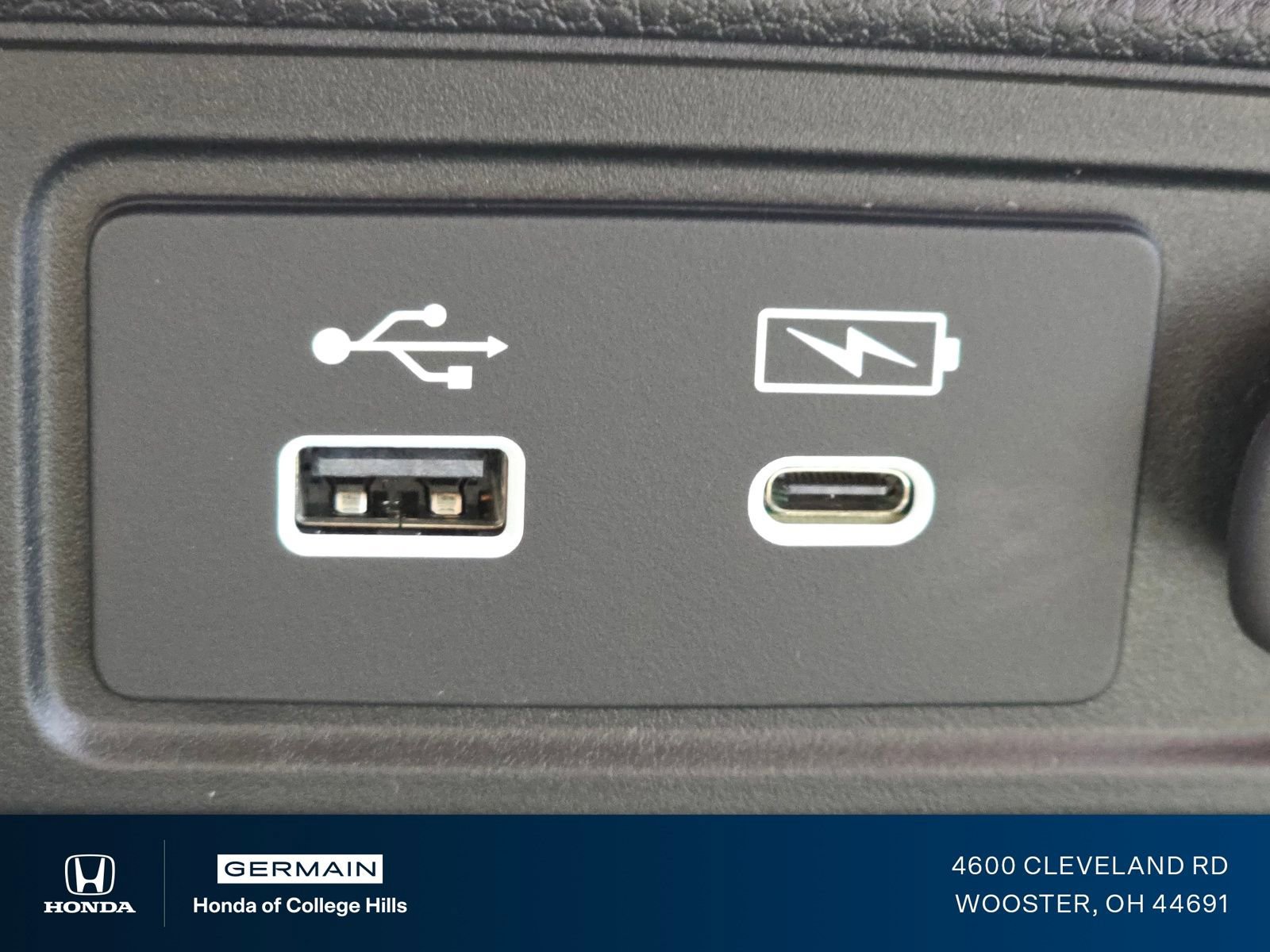 New 2025 Honda Pilot Touring image 16