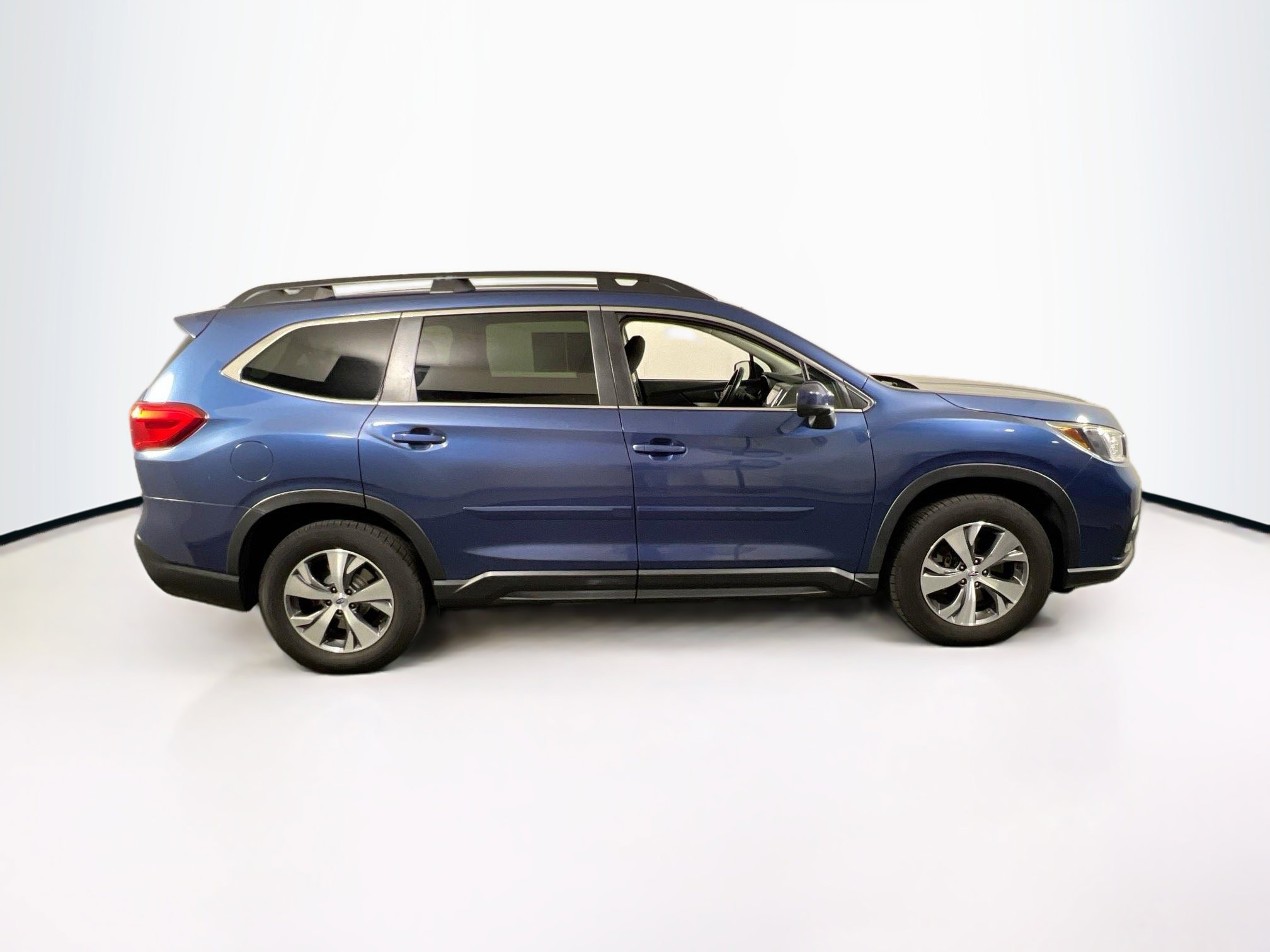 Used 2021 Subaru Ascent Premium w/ Convenience Package AWD/4WD image 4