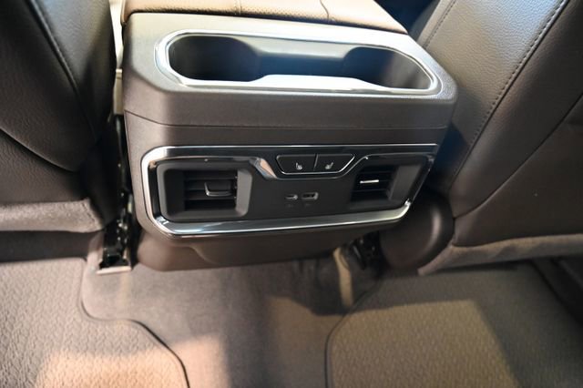 New 2026 GMC Sierra 1500 Denali w/ Denali Reserve Package AWD/4WD image 34