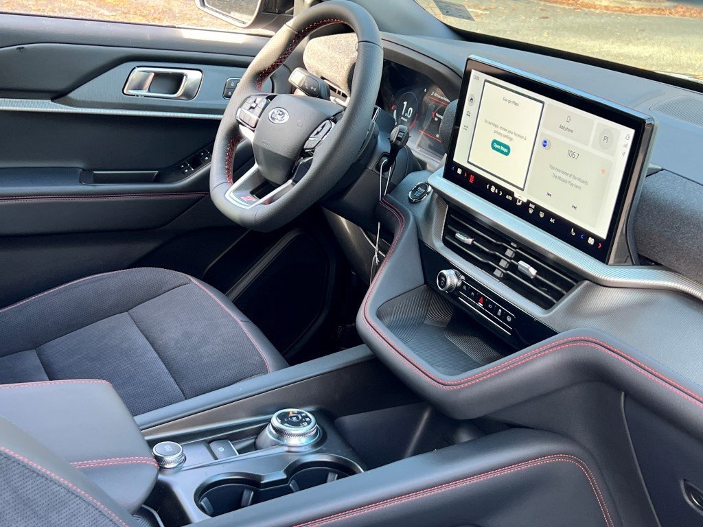 New 2026 Ford Explorer ST image 9