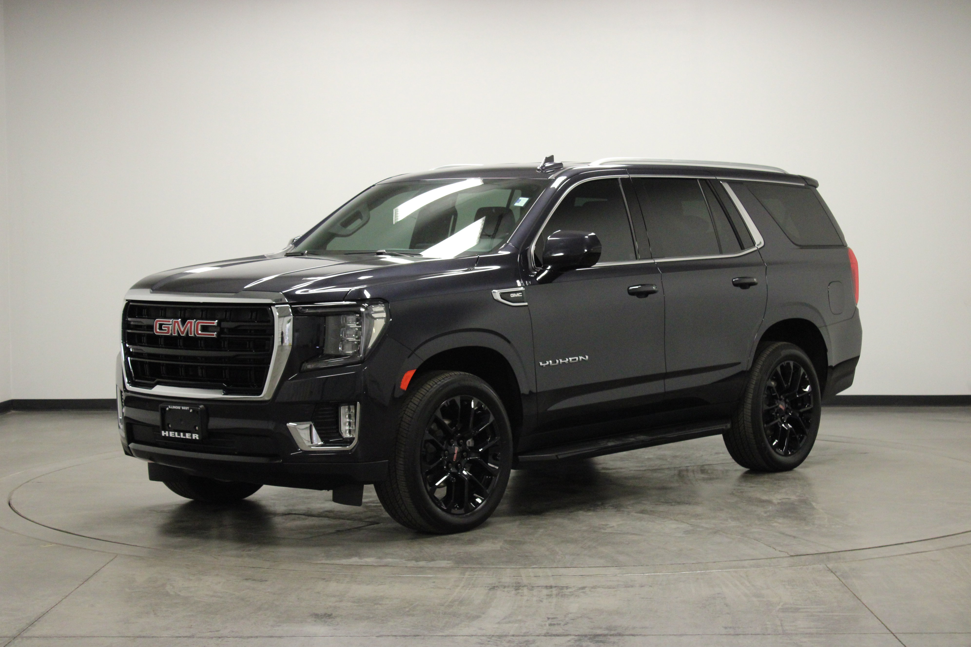 Used 2023 GMC Yukon SLE image 4