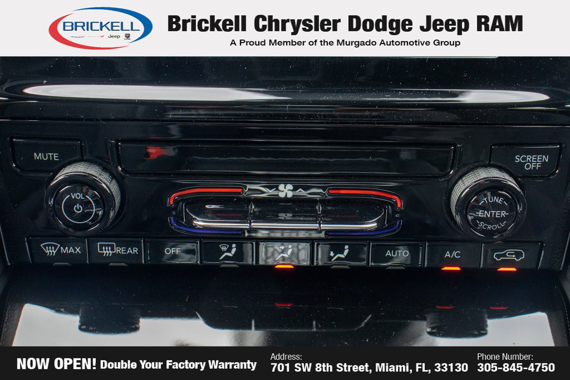 New 2025 Jeep Grand Cherokee Laredo X image 24