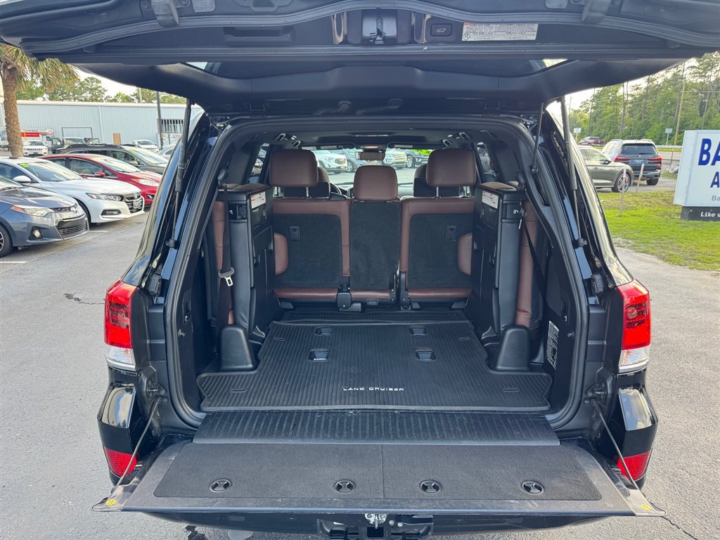Used 2019 Toyota Land Cruiser AWD/4WD image 24