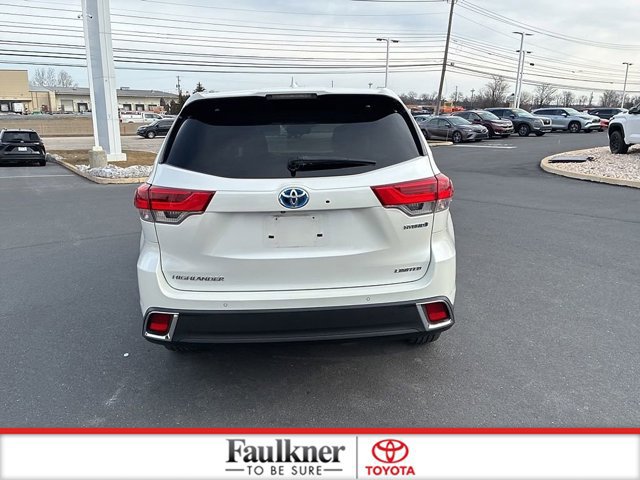 Certified 2019 Toyota Highlander Limited Platinum image 10