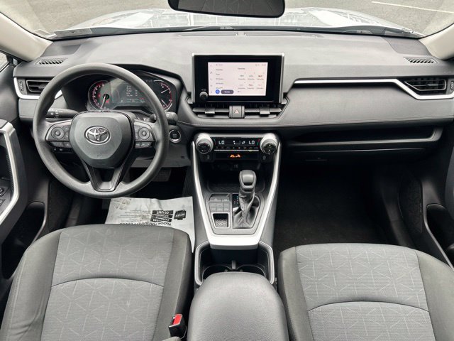 Used 2025 Toyota RAV4 XLE AWD/4WD image 53