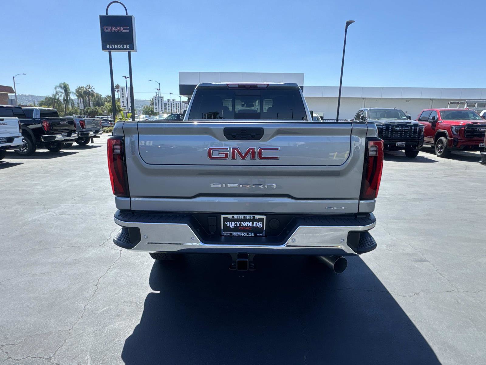 New 2026 GMC Sierra 2500 SLT w/ SLT Premium Package image 6