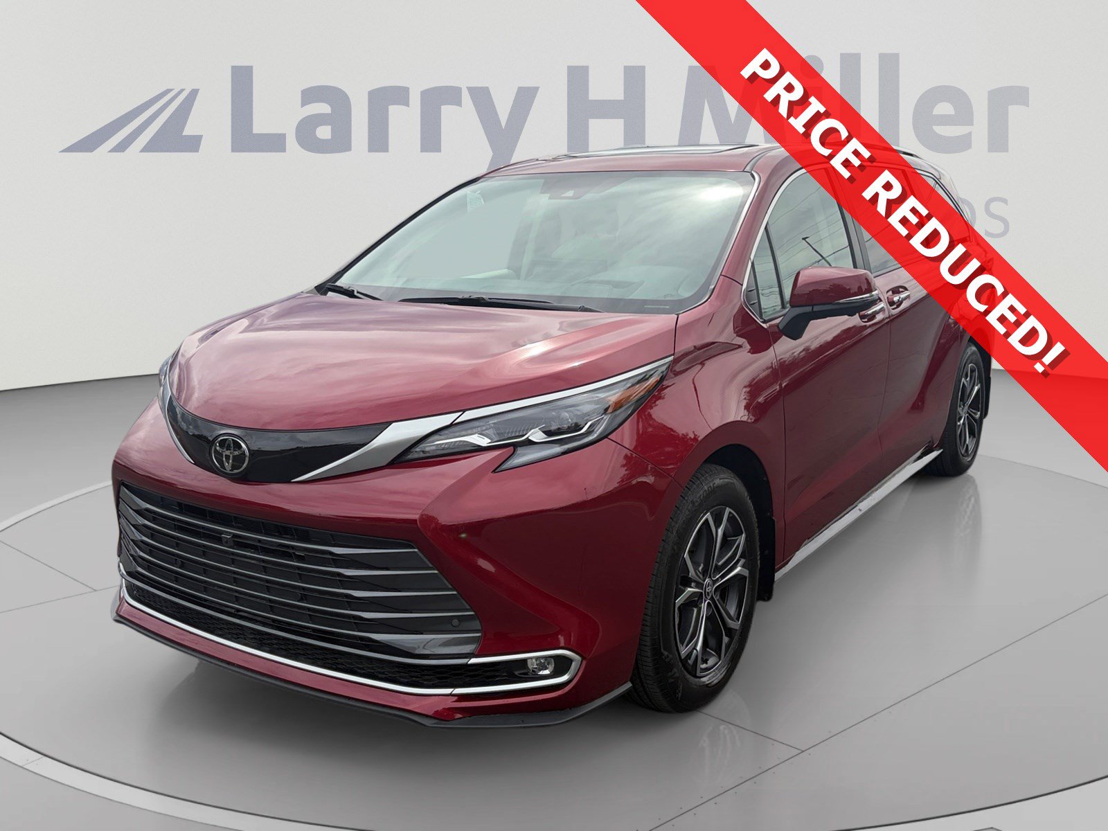 Certified 2026 Toyota Sienna Platinum