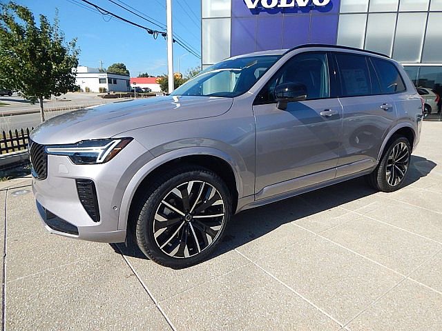 New 2026 Volvo XC90 B6 Ultra w/ Lounge Package image 10