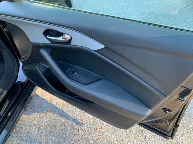 Used 2023 Acura TLX FWD image 15