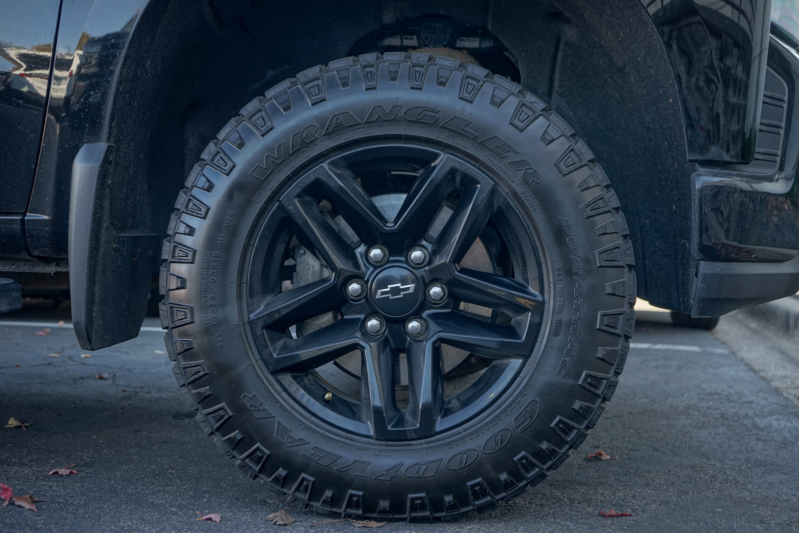 Used 2022 Chevrolet Silverado 1500 Custom Trail Boss w/ LPO, Dark Essentials Package image 10