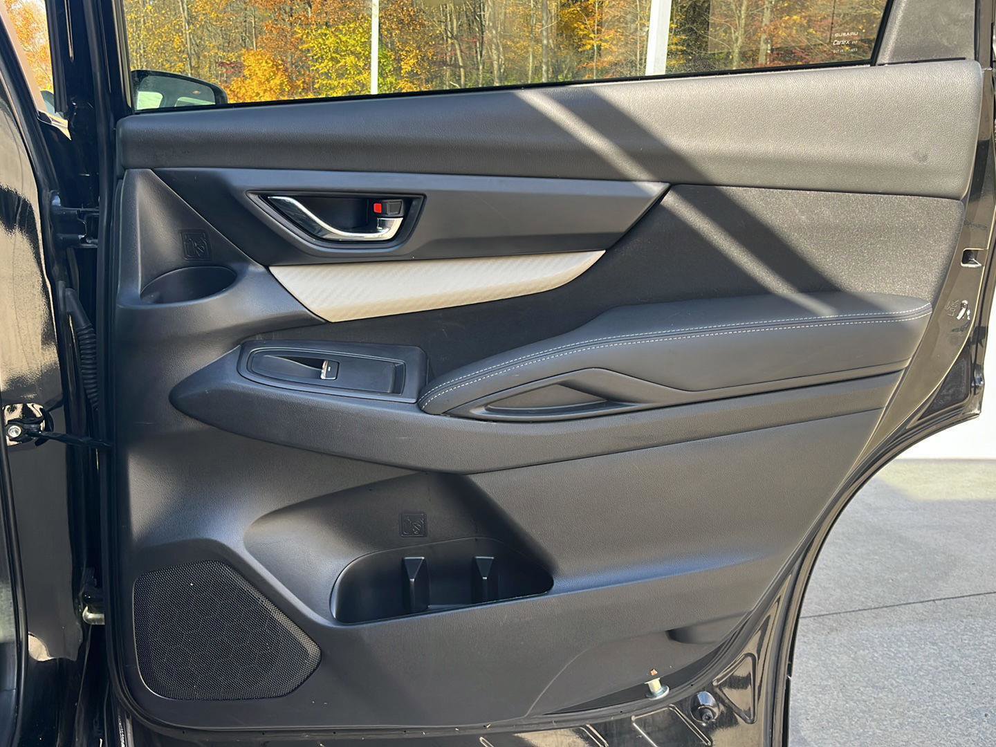 Used 2021 Subaru Ascent Premium w/ Convenience Package image 27