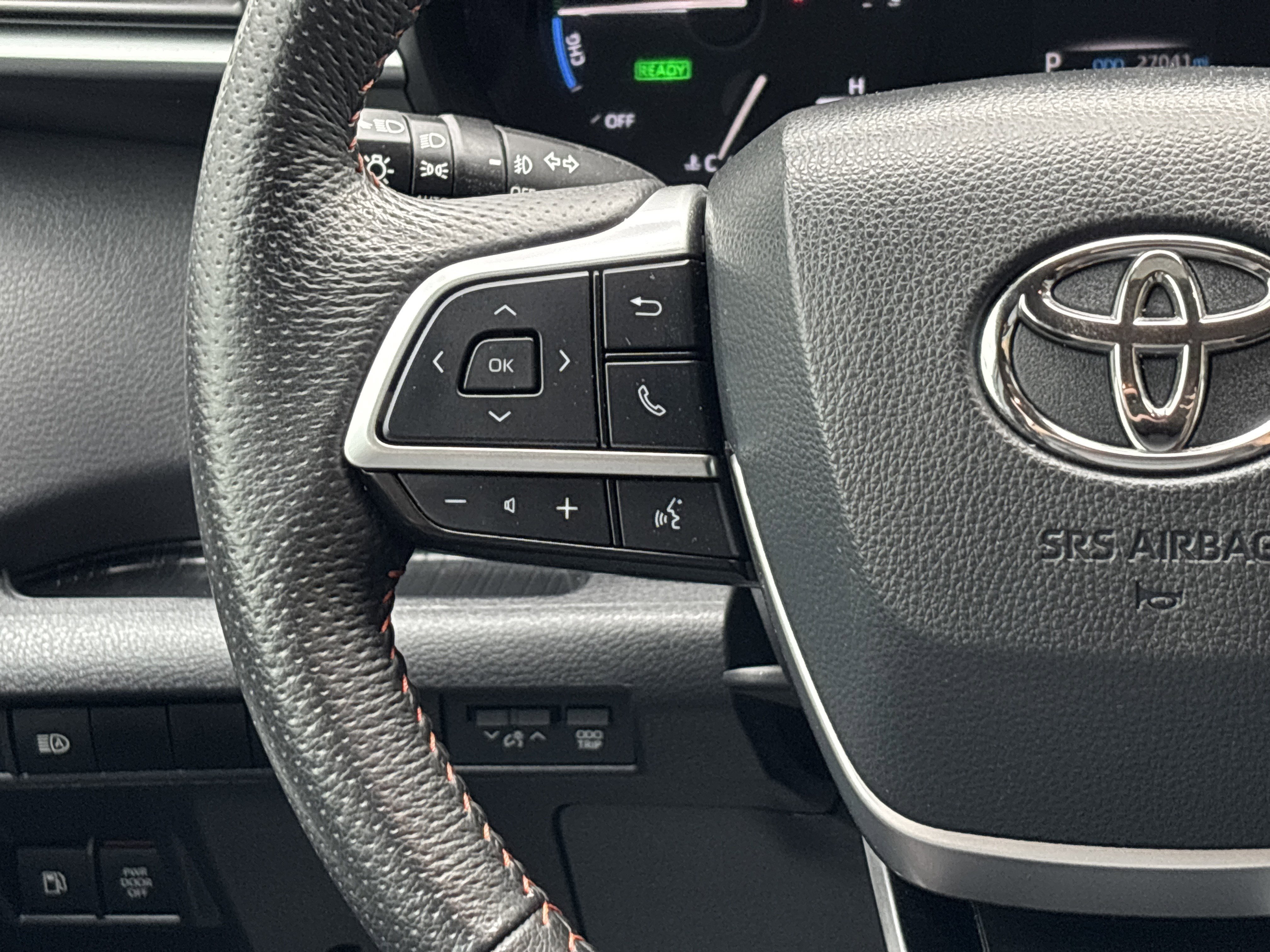 Used 2024 Toyota Sienna XSE FWD image 18