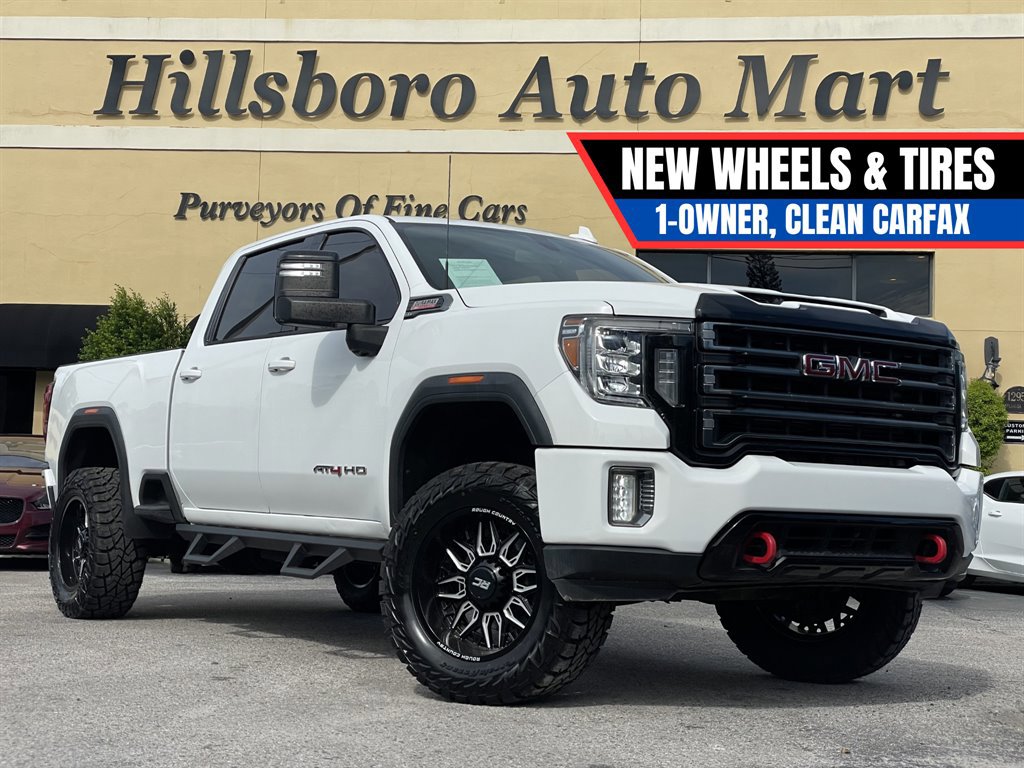 Used 2022 GMC Sierra 2500 AT4 image 1