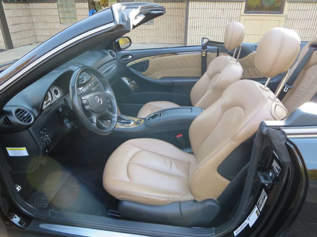 Used 2008 Mercedes-Benz CLK 550 CLK 550 2dr Convertible image 14