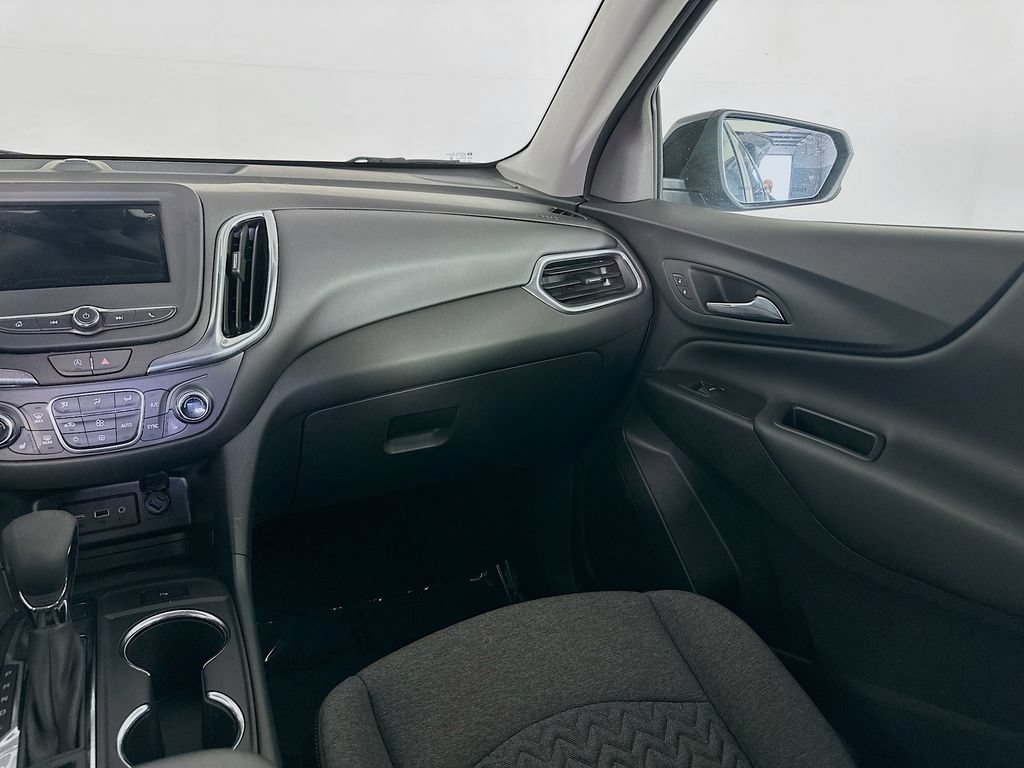 Used 2023 Chevrolet Equinox LT AWD/4WD image 30