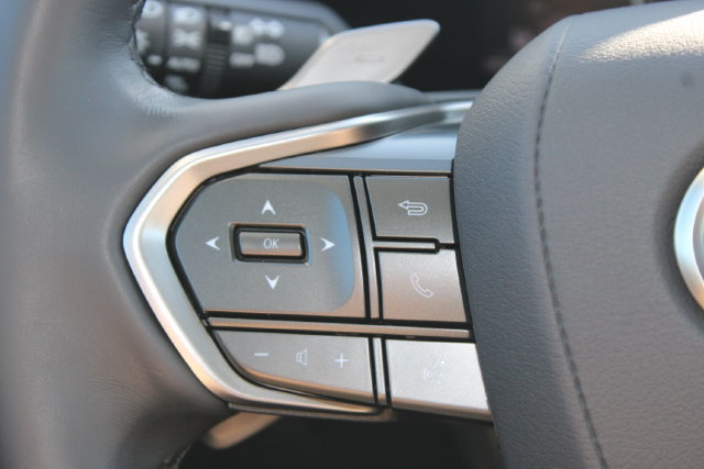 Certified 2025 Lexus NX 250 FWD image 18