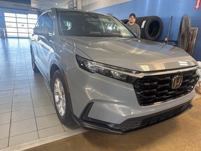 Used 2025 Honda CR-V EX-L image 8