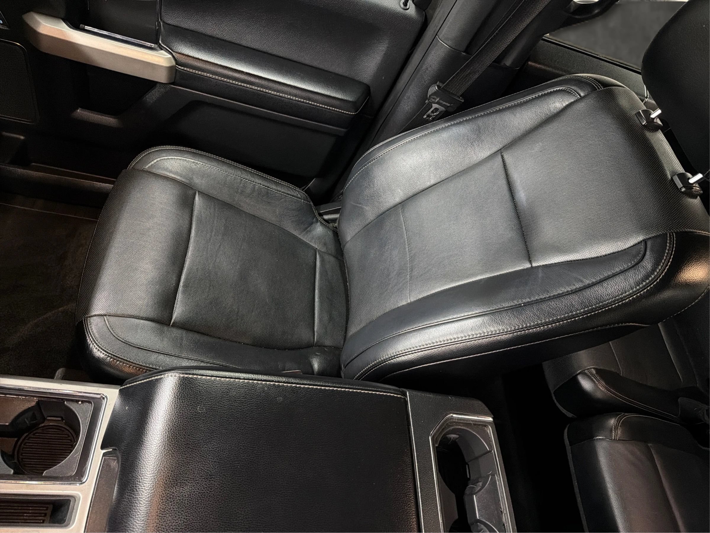 Used 2015 Ford F150 Lariat RWD image 15