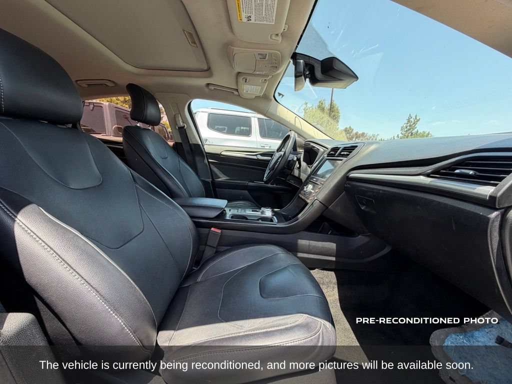 Used 2017 Ford Fusion Titanium FWD image 13