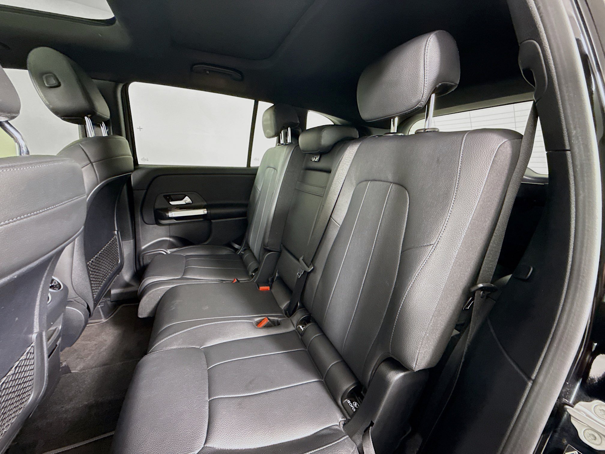 Used 2021 Mercedes-Benz GLB 250 image 22