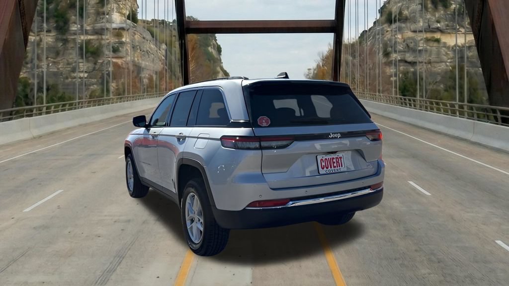 New 2026 Jeep Grand Cherokee Laredo RWD image 8