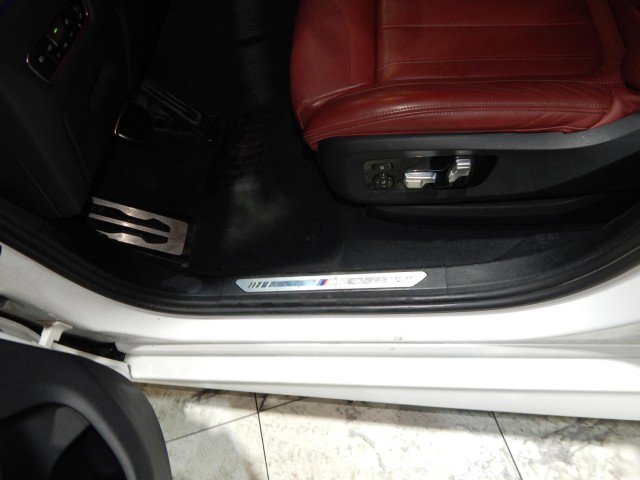 Used 2021 BMW X6 xDrive40i image 15