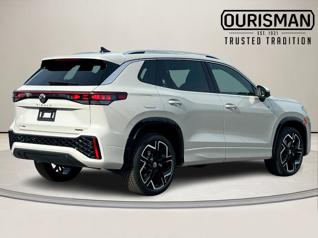 New 2026 Volkswagen Tiguan SEL R-Line video 3