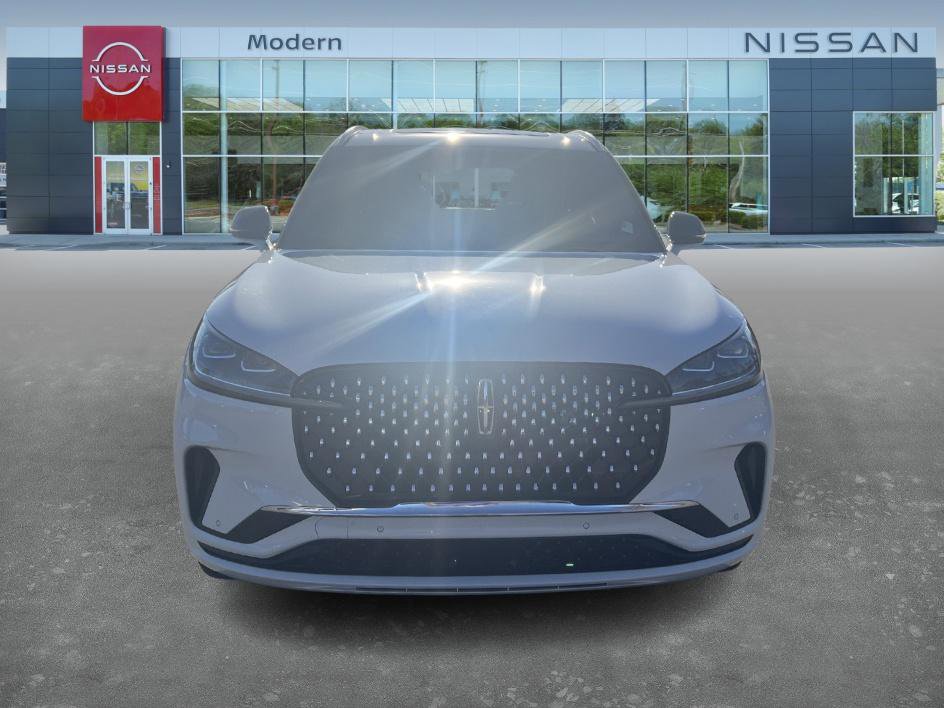 Used 2025 Lincoln Aviator Black Label image 2